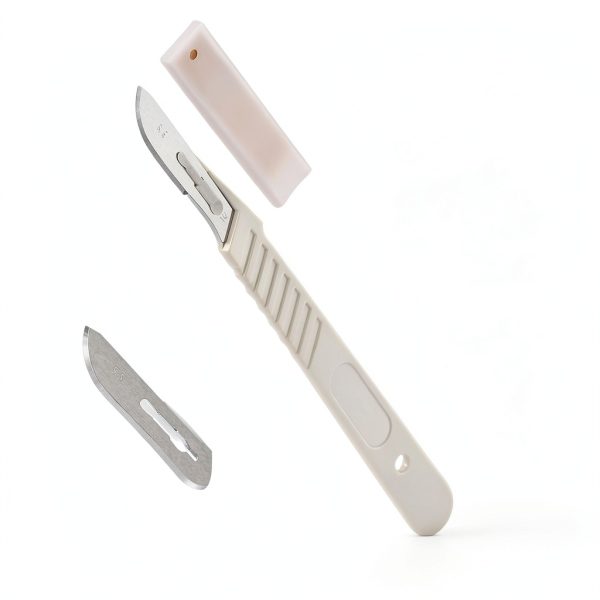 JMU #10 Disposable Sterile Scalpels with Plastic Handle – Pack of 10-1